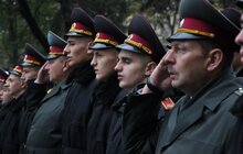 Фото 8: «Вам треба дуже добре вчитись, здобувати свій фах, жити за тою присягою, яку ви приймали», - А. Садовий ліцеїстам ім. Героїв Крут