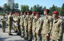 Фото 18: У Львові привітали й відзначили військових 80-ї десантно-штурмової бригади, які повернулися з передової