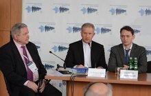 Фото 26: Ювілейний форум з нагоди 40-ліття Української Гельсінської групи та ІІ Кримський форум