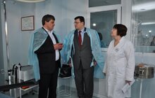 Фото 11: О. Квіташвілі ознайомився з роботою пологового будинку №1 