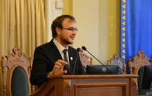 Фото 7: Мер Львова привітав цьогорічних стажувальників міської ради та вручив їм дипломи