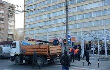 Фото 8: У Львові демонтували незаконно встановлену тимчасову споруду на пр. Чорновола, 57