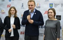 Фото 6: «Нам потрібні мудрі українці, якщо ми хочемо збудувати мудру державу», - А. Садовий