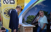 Фото 5: Міський голова Львова оглянув стенди на площі Ринок та ознайомився з продукцією представників польських міст та воєводств