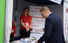 Фото 11: Міський голова Львова оглянув стенди на площі Ринок та ознайомився з продукцією представників польських міст та воєводств