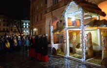 Фото 6: У Львові урочисто відкрили різдвяну шопку