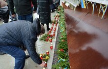 Фото 14: Родини Героїв Небесної Сотні прикрасили Меморіал пам’яті Героїв Небесної Сотні до новорічних та різдвяних свят