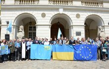 Фото 33: Львів вшановує 75-ту річницю депортації кримських татар