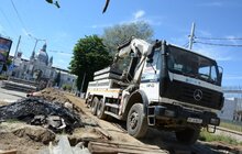 Фото 15: На вул. Чернівецькій розпочинають встановлювати плити під трамвайні рейки