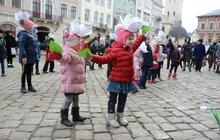 Фото 6: У Львові відбулася акція «Збережемо первоцвіти!»
