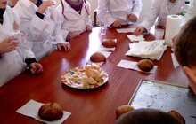 Фото 5: Діти з соціально вразливих сімей спробували себе в ролі кондитерів