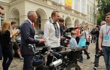 Фото 14: Міський голова Андрій Садовий дав старт Електромобільному Марафону «Львів – Монте-Карло»