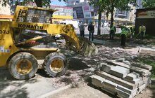 Фото 1: Велопростір Львова збільшується: на вул. Сихівській будують велодоріжку з двостороннім трафіком