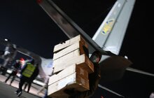 Фото 11: До Львова прибули медичне обладнання та тести на коронавірус, придбані в Китаї