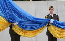 Фото 3: У Львові на найбільшому флагштоку урочисто підняли прапор України