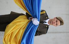 Фото 4: У Львові на найбільшому флагштоку урочисто підняли прапор України