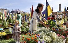 Фото 3: День Незалежності у Львові розпочали із вшанування захисників, які полягли за неї
