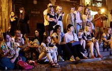 Фото 6: На площі Ринок показали вуличний містичний перформанс (відео)