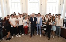 Фото 12: Премії від міста по 5 і 10 тис. грн отримали випускники за найвищі бали на ЗНО 2021