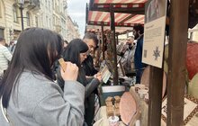 Фото 13: Шеврони, прикраси, делікатеси з м'яса та смажене морозиво: сьогодні у Львові стартував ветеранський ярмарок (відео)