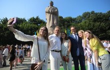 Фото 22: Мер Львова привітав студентів-першокурсників Львівського національного університету імені Івана Франка