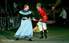 Фото 5: Відкриття фестивалю «Золотий лев» вуличною виставою «Вишневий сад» за п'єсою А. П. Чехова