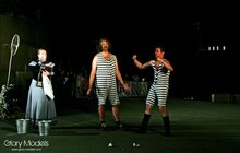 Фото 61: Відкриття фестивалю «Золотий лев» вуличною виставою «Вишневий сад» за п'єсою А. П. Чехова