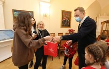 Фото 14: До львівської Ратуші завітали школярі зі «Школи вільних і небайдужих»