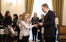 Фото 5: Ще 9 дітей, позбавлених батьківського піклування, отримали власні помешкання