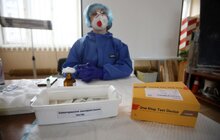 Фото 8: У 62 водіїв тролейбусів та 59 водіїв трамваїв експрес-тести показали негативний результат на коронавірус