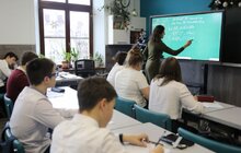 Фото 17: Інтерактивні панелі та сучасні спортивні зони: місто інвестує чимало коштів у оновлення шкіл Львова