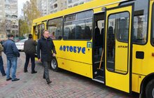 Фото 8: Місто придбало спеціалізований автобус для перевезення дітей з особливими потребами центру «Джерело»