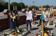 Фото 24: У Львові відзначають Свято Героїв — борців за волю України