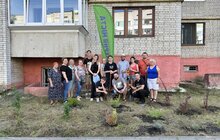 Фото 4: Мешканці висадали понад 40 кущів біля свого будинку: результати першого дня Майстерні міста