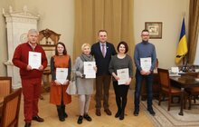 Фото 5: Міський голова нагородив переможців конкурсу «Найкраща новорічна вітрина»