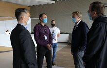 Фото 15: «Дуже добре, що ми зберегли ці дерева», — мер про врятовані багряники на вул. Угорській