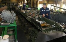 Фото 1: У Львові відзначили День Європи на бронетанковому заводі