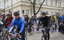 Фото 30: Мер Львова привітав учасників веломарафону «Львівська сотка. Осінь» та взяв участь у велозаїзді