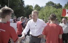 Фото 3: У Львові зіграли у вуличний хокей із канадцями