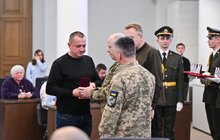 Фото 13: У День Соборності у Львові 28 захисників посмертно нагородили «Почесним знаком Святого Юрія» (фото)