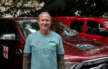 Фото 7: У Львові британські волонтери передали чергову партію автомобілів для Сил оборони та гуманітарних потреб