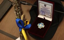 Фото 10: У мерії Львова 25 львів’ян посмертно нагородили «Почесним знаком Святого Юрія» за оборону Незалежності України (фото)