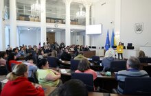 Фото 1: Знайти омріяну роботу: для внутрішньо переміщених українців у Львові організували форум з працевлаштування