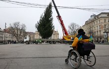 Фото 16: У центрі Львова встановили головну ялинку міста (відео)