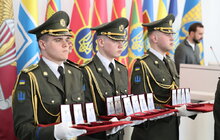 Фото 1: У Львові до Дня українського добровольця 35 захисників посмертно нагородили «Почесним знаком святого Юрія» (фото/відео)