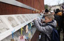Фото 15: З нагоди Дня пам'яті Героїв Небесної Сотні у Львові підняли прапор Андрія Дигдаловича, який загинув на Майдані (відео)