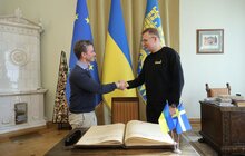 Фото 12: Міністр оборони Швеції відвідав у Львові центр рекрутингу української армії