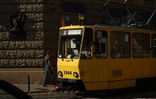 Фото 5: У Львові комунальний транспорт виїхав на маршрути з прапорцями