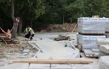 Фото 8: У Львові ремонтують дорогу до онкоцентру на вул. Гашека: дістатися до лікарні буде зручніше