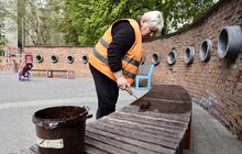 Фото 3: Фарбування, ремонт і прибирання: до середини травня у Львові оновлять майже 1 тис. ігрових майданчиків (відео)